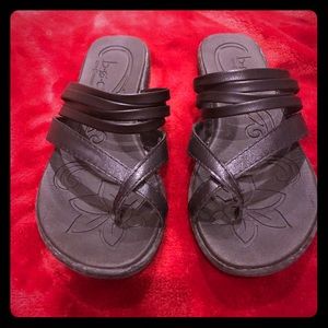 BOC Black Toe-Loop Sandals